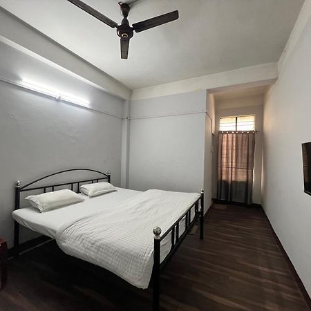 Comfort Stay Residency Гувахати Экстерьер фото