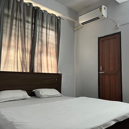 Comfort Stay Residency Гувахати Экстерьер фото